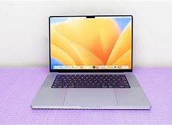 Macbook mẫu 4